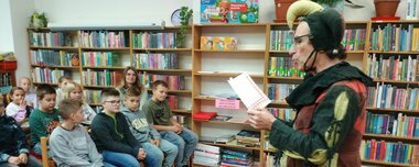 Oprášená sláva bez slov (Hľadači a pátrači)