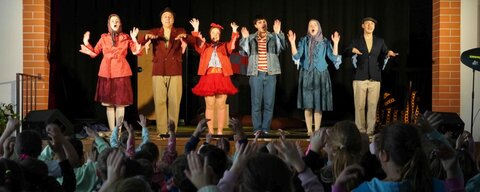 Trenčianska Zvedavka (Hľadači a pátrači)