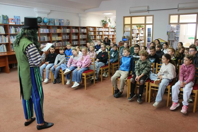 Oprášená sláva bez slov (vodník z trenčína) - Oprášená sláva bez slov (Valentín - vodník z Trenčína), 04_2026 (1)