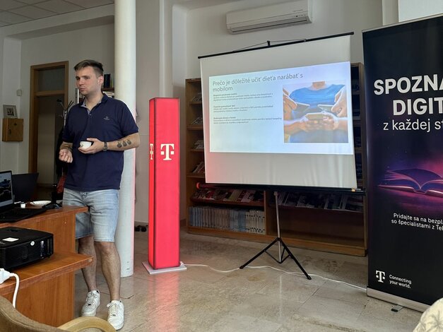 Prednáška "Dieťa a prvý mobil" realizovaná v spolupráci so spoločnosťou Slovak Telekom, a.s.
