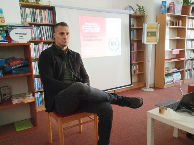 Komunikačné zručnosti v knižnici & Mentálne zdravie v práci knihovníka