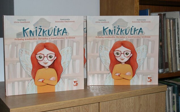 Nočná komentovaná prehliadka knižnice v rámci programu Light Art Festivalu