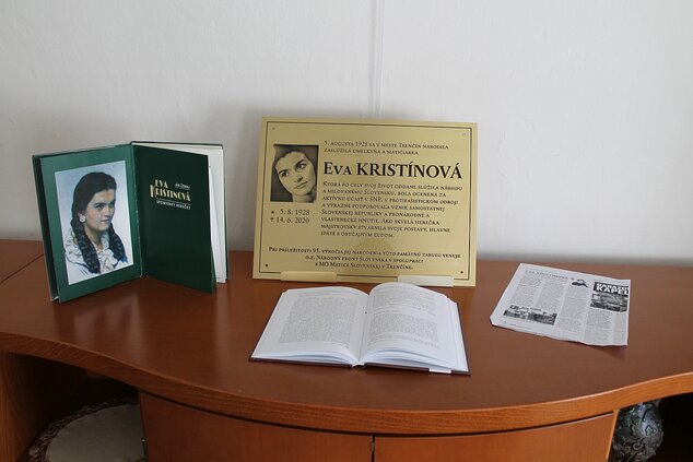 Pamätná tabuľa evy kristínovej - Pamätná tabuľa Evy Kristínovej vo VKMR (11)