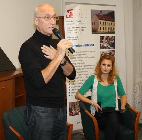 Beseda so spisovateľom J. Banášom spojená s prezentáciou jeho najnovšieho románu Kód 7