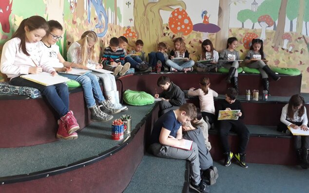 Beseda s Matejom Zámečníkom, mladým trenčianskym autorom originálnej knižky "Nakresli si príbeh"
