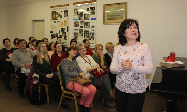 Beseda s trenčianskou rodáčkou, pedagogičkou, mediálnou a komunikačnou trénerkou Oľgou Škvareninovou