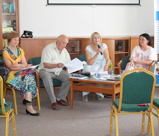 Rozhovory o poézii s Rudolfom Dobiášom a účastníkmi literár. sekcie sympózia ORA ET ARS SKALKA 2018