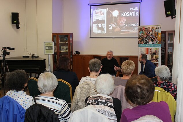 Beseda so spisovateľom, scenáristom P. KOSATÍKOM spojená s prezentáciou jeho knihy Slovenské století