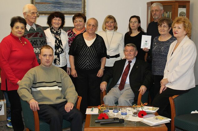 Prezentácia knižky J. Rezníka Literárne hádanky a poézie M. Lančariča Kým spadne kvapka asfaltu