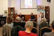Beseda s jedným z najlepších slovenských bežcov, novinárom a fotografom P. KOVÁČOM spojená s prezentáciou jeho knihy "Od antilopy po Zátopka"