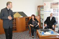 Prezentácia novej knihy Juraja Sedláčka, katolíckeho kňaza pôsobiaceho v Univerzitnom pastoračnom centre v Trenčíne, s podtitulom „O identite muža s ranami“ obsahujúca štrnásť skutočných príbehov o tom, ako a prečo bolia, v rámci cyklu „Poznávame Trenčanov“.