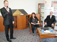 Prezentácia novej knihy Juraja Sedláčka, katolíckeho kňaza pôsobiaceho v Univerzitnom pastoračnom centre v Trenčíne, s podtitulom „O identite muža s ranami“ obsahujúca štrnásť skutočných príbehov o tom, ako a prečo bolia, v rámci cyklu „Poznávame Trenčanov“.