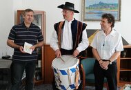 Uvedenie legendy a novej knižky do života za účasti autorov Vlada Kulíška (text) a Jozefa Vydrnáka (ilustrácie). Podujatie je organizované v rámci cyklu „Poznávame Trenčanov“.