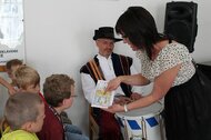 Uvedenie legendy a novej knižky do života za účasti autorov Vlada Kulíška (text) a Jozefa Vydrnáka (ilustrácie). Podujatie je organizované v rámci cyklu „Poznávame Trenčanov“.