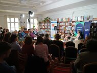 Zvedavá debata v Trenčíne so ženami vo vede