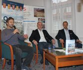 Prezentácia knihy Miloša Radosu s podtitulom Šampióni spod hradu v trenčianskej knižnici