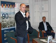 Prezentácia knihy Miloša Radosu s podtitulom Šampióni spod hradu v trenčianskej knižnici