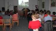 Prezentáciou fotografií a zážitkov trenčianskej cestovateľky A. Dvoranovej po karibskom ostrove Kuba