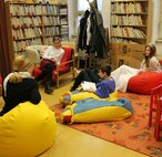 Tradičný predvianočný projekt pre deti zo sociálne slabších rodín organizovaný Trenčianskou nadáciou