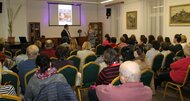 Beseda s novinárom, moderátorom, pedagógom P. Hermanom, viacnásobným víťazom ankety OTO