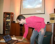 Prezentácia knihy cestovateľa Michala Vičara, ktorý dobyl svet so starou Škodou 1000 MB