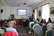 Život a dielo významného trenčianskeho rodáka, autora literatúry faktu a popularizátora antickej histórie Vojtecha Zamarovského (1919–2006) očami architekta, zakladateľa Klubu priateľov Vojtecha Zamarovského JÚLIUSA BRUNU.