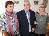 Prezentácia zborníka LK Omega za účasti zakladajúceho člena literárneho klubu, jubilanta R. Dobiáša