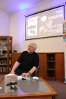 Beseda so spisovateľom, scenáristom P. KOSATÍKOM spojená s prezentáciou jeho knihy Slovenské století