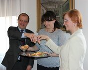 Prezentácia básnickej zbierky "Ja zdravie i šťastie vinšujem Ti a nielen liekmi, ale aj nežným slovo