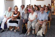 Letný podvečer v knižnici s trenčianskou rodáčkou, hereckou legendou, recitátorkou a „Grande Dame“ S