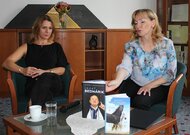 Beseda so spisovateľkou Andreou Coddington, spojená s prezentáciou jej najnovších románov "Jozef Bed