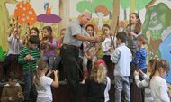 Rozprávkové kráľovstvo fantázie a dobrodružstiev s ukážkou tradičného pletenia veľkonočných korbáčov