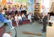 Rozprávkové kráľovstvo fantázie a dobrodružstiev s ukážkou tradičného pletenia veľkonočných korbáčov