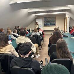 Prednáška MUDr. Jely Maliarikovej s témou Spánok bez tabletiek (je najzdravší spánok)